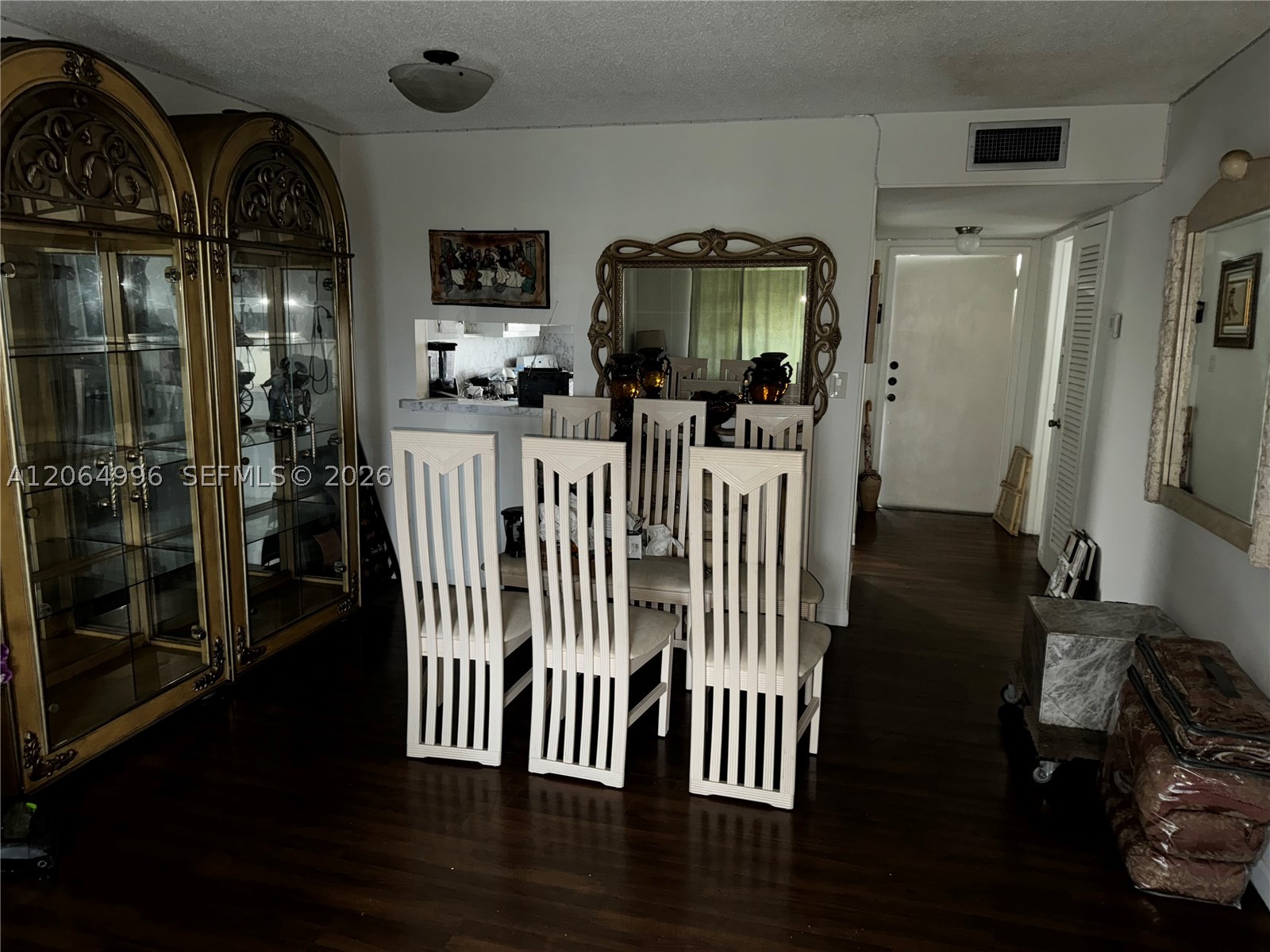 950 Hillcrest Dr 411 Property Photo 10