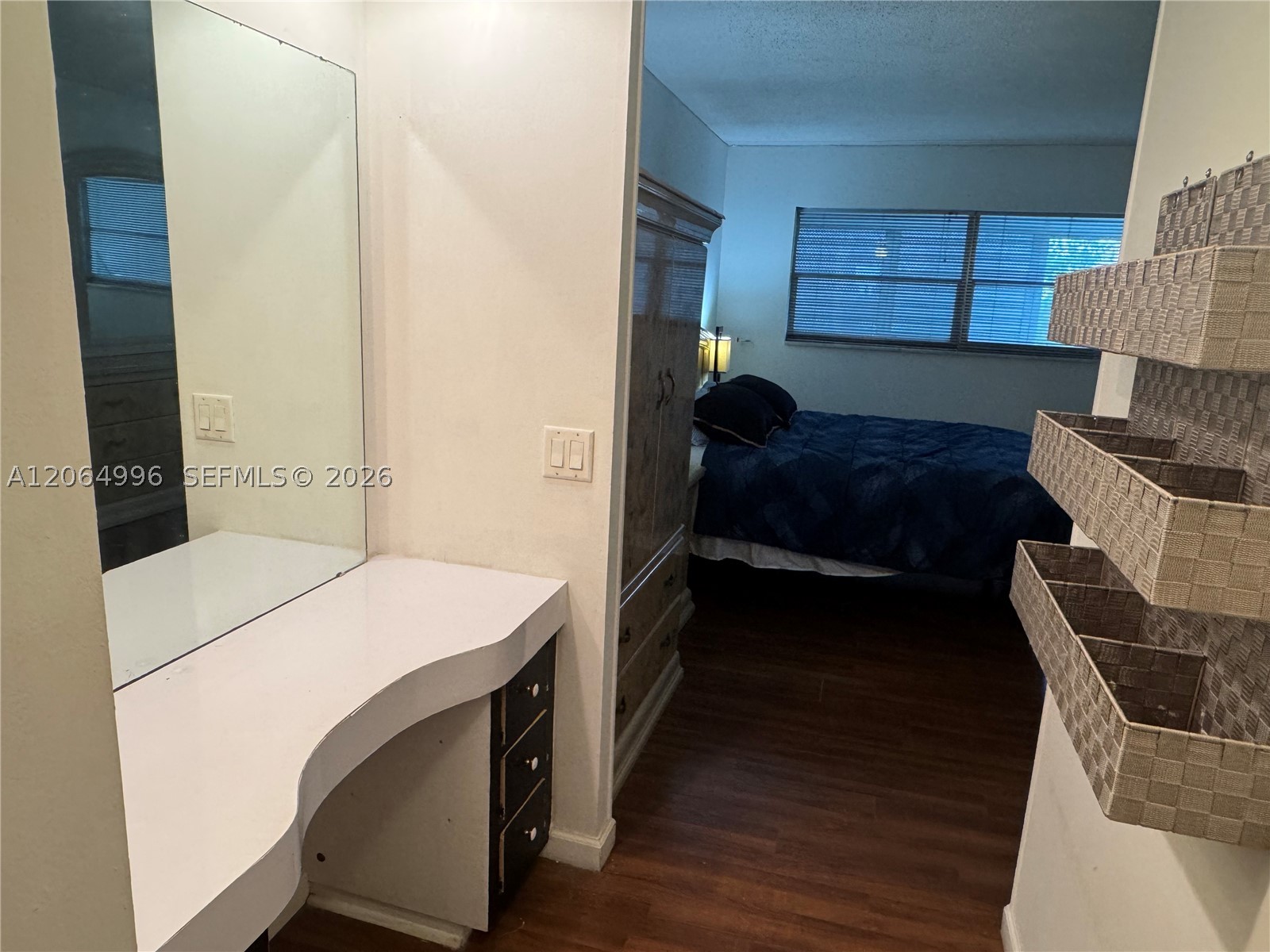 950 Hillcrest Dr 411 Property Photo 15