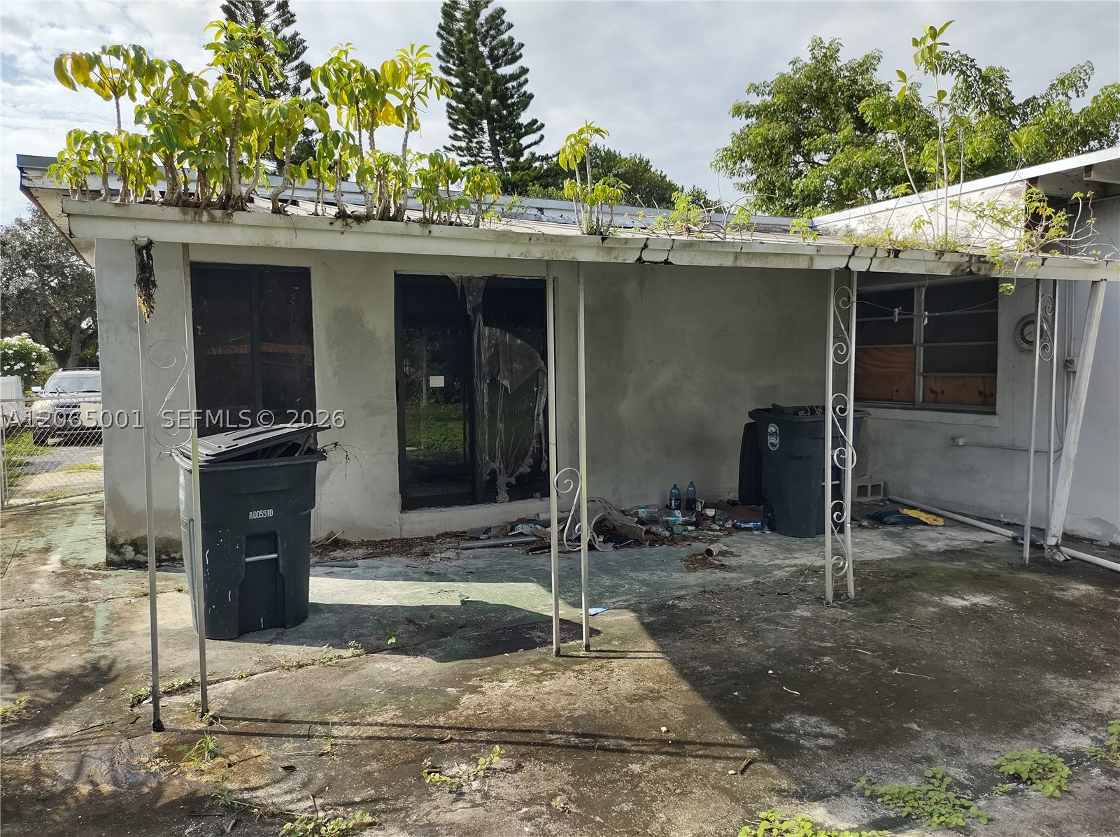 A12065001 Property Photo 7