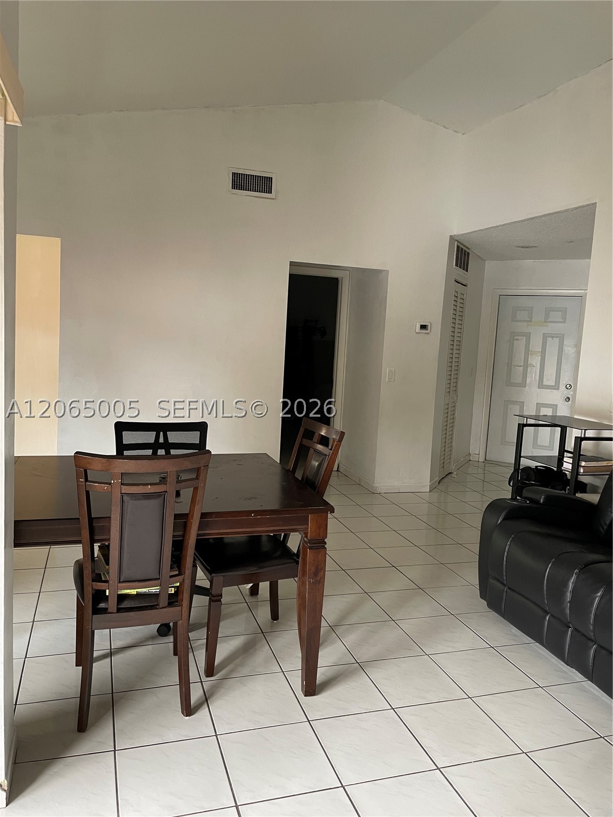 6547 Nw 170th Ter Property Photo 10