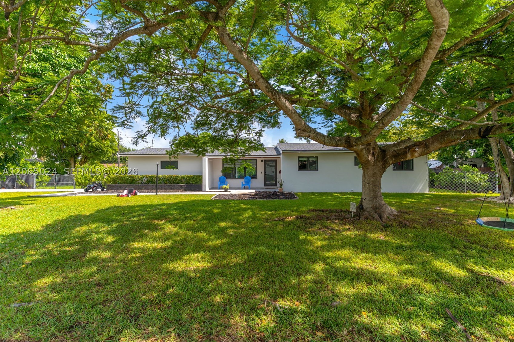 11243 Sw 174th Ter Property Photo 1