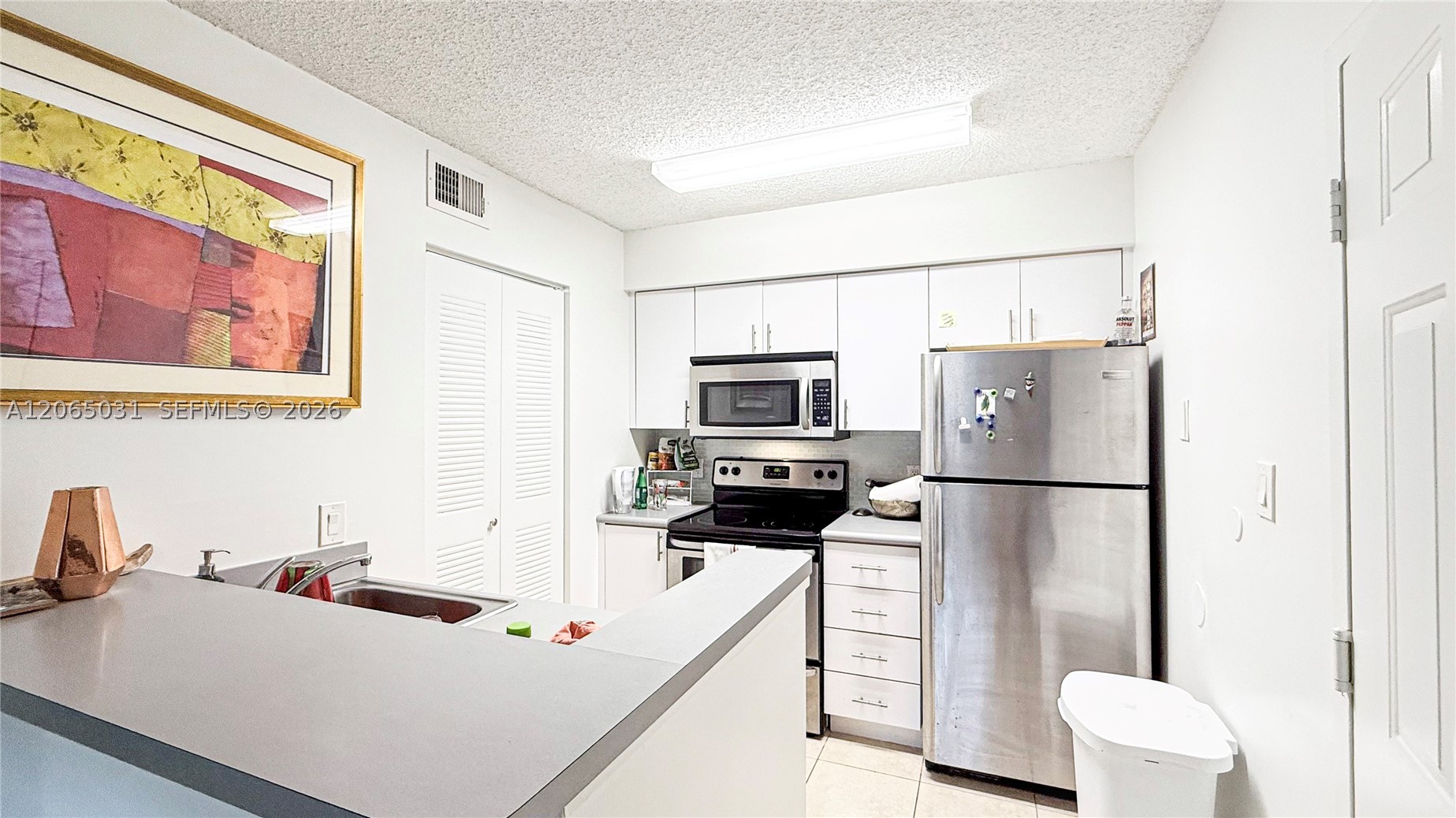 540 S Park Rd 14-9 Property Photo 4