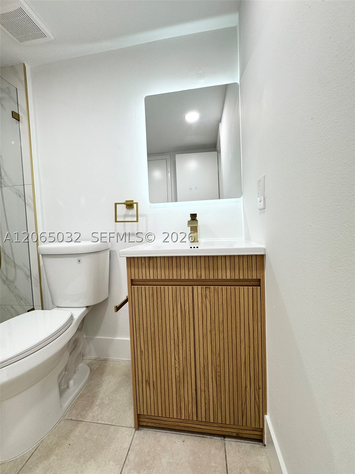 5580 W 26th Ct 209 Property Photo 22