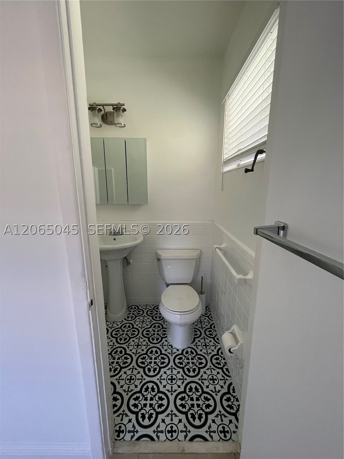 33 Nw 87th St Property Photo 14