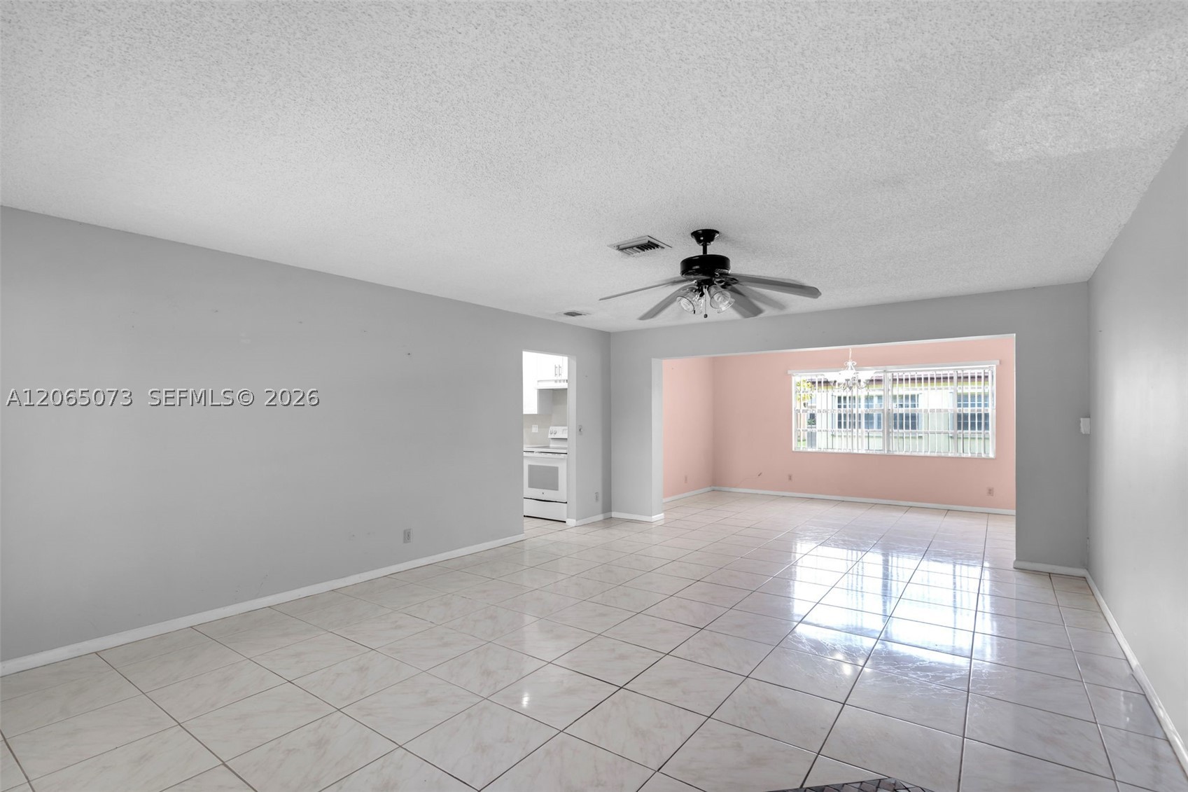 7235 Pine Bluff Dr Property Photo 4