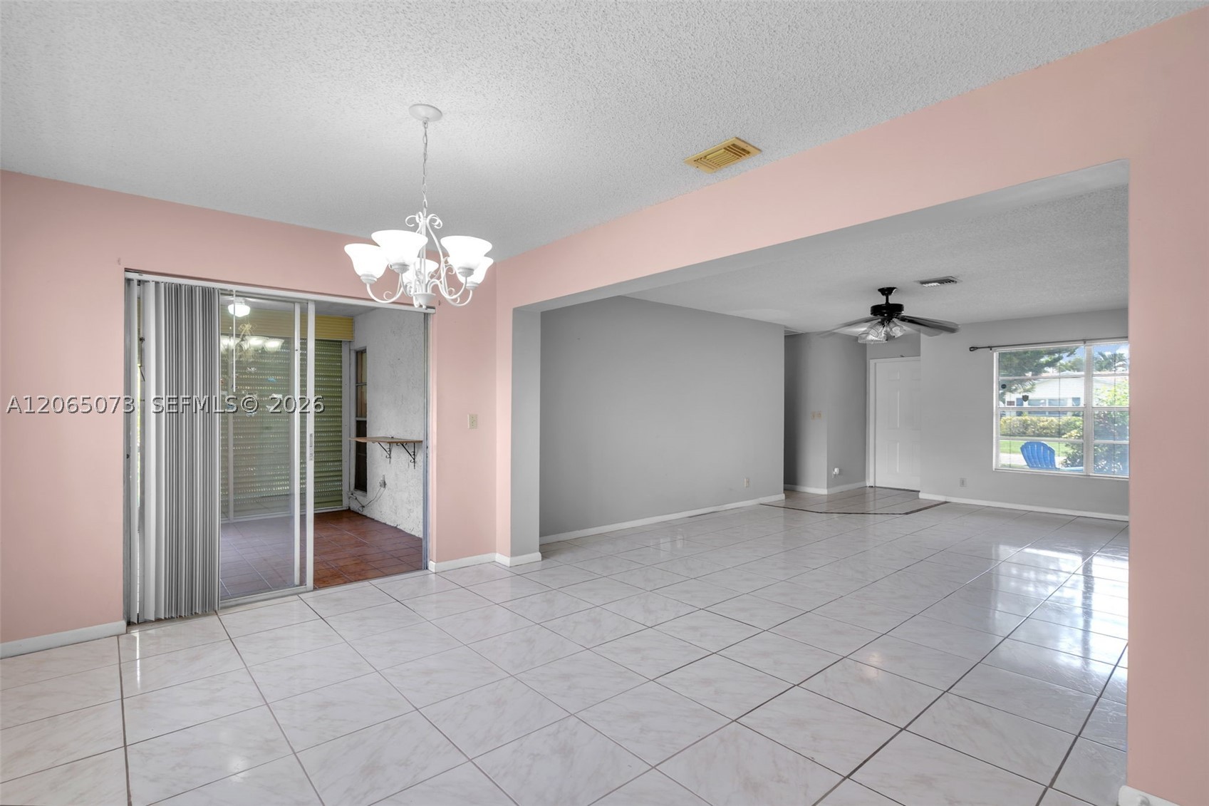 7235 Pine Bluff Dr Property Photo 8