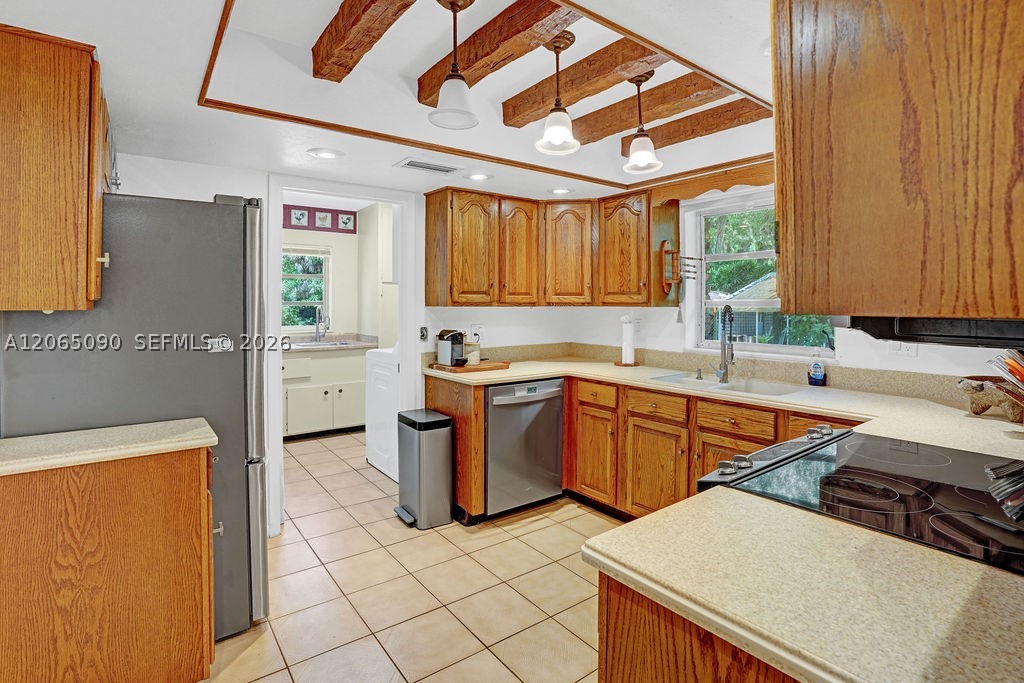 4100 Sunrise Blvd Property Photo 18