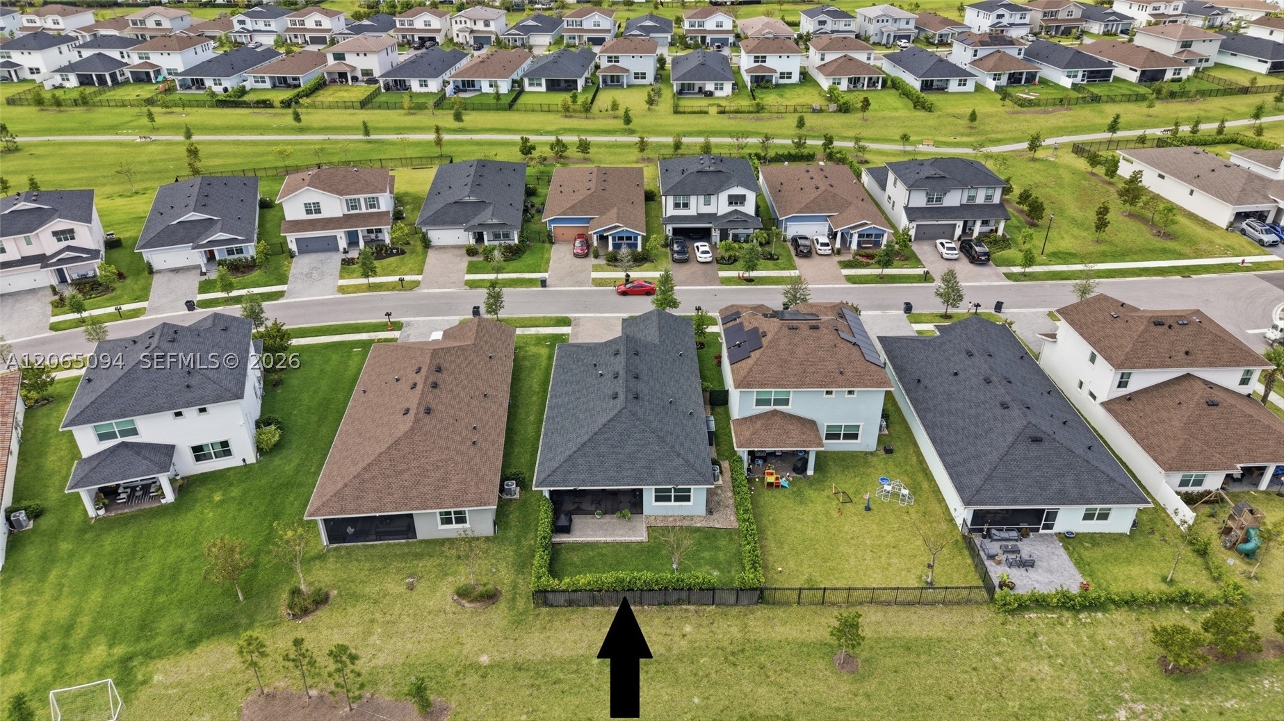 1902 Wandering Willow Way Property Photo 33