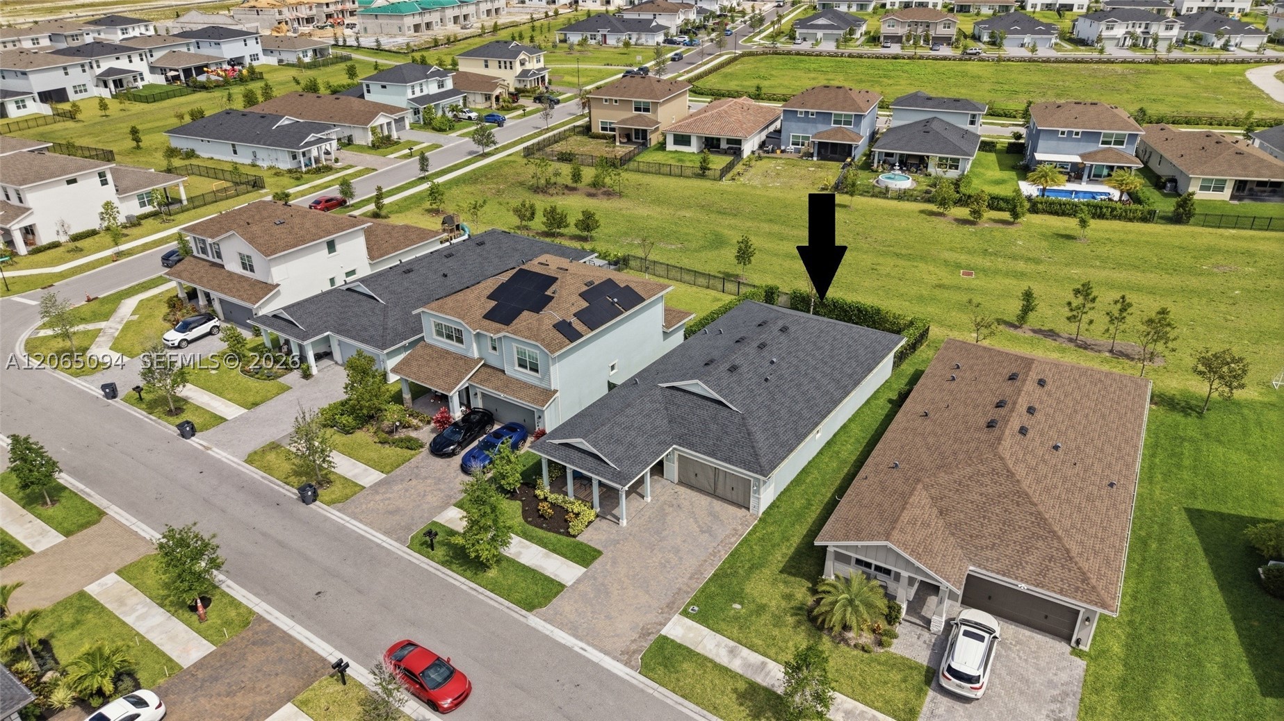 1902 Wandering Willow Way Property Photo 37