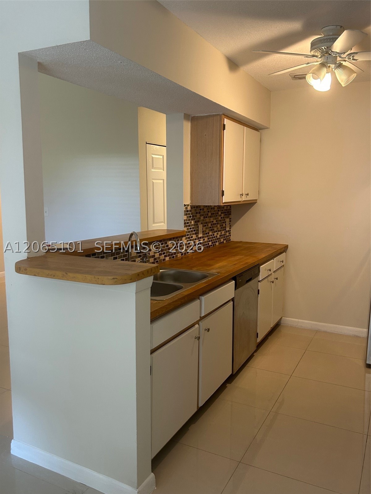 815 W Boynton Beach Blvd 2-202 Property Photo 7