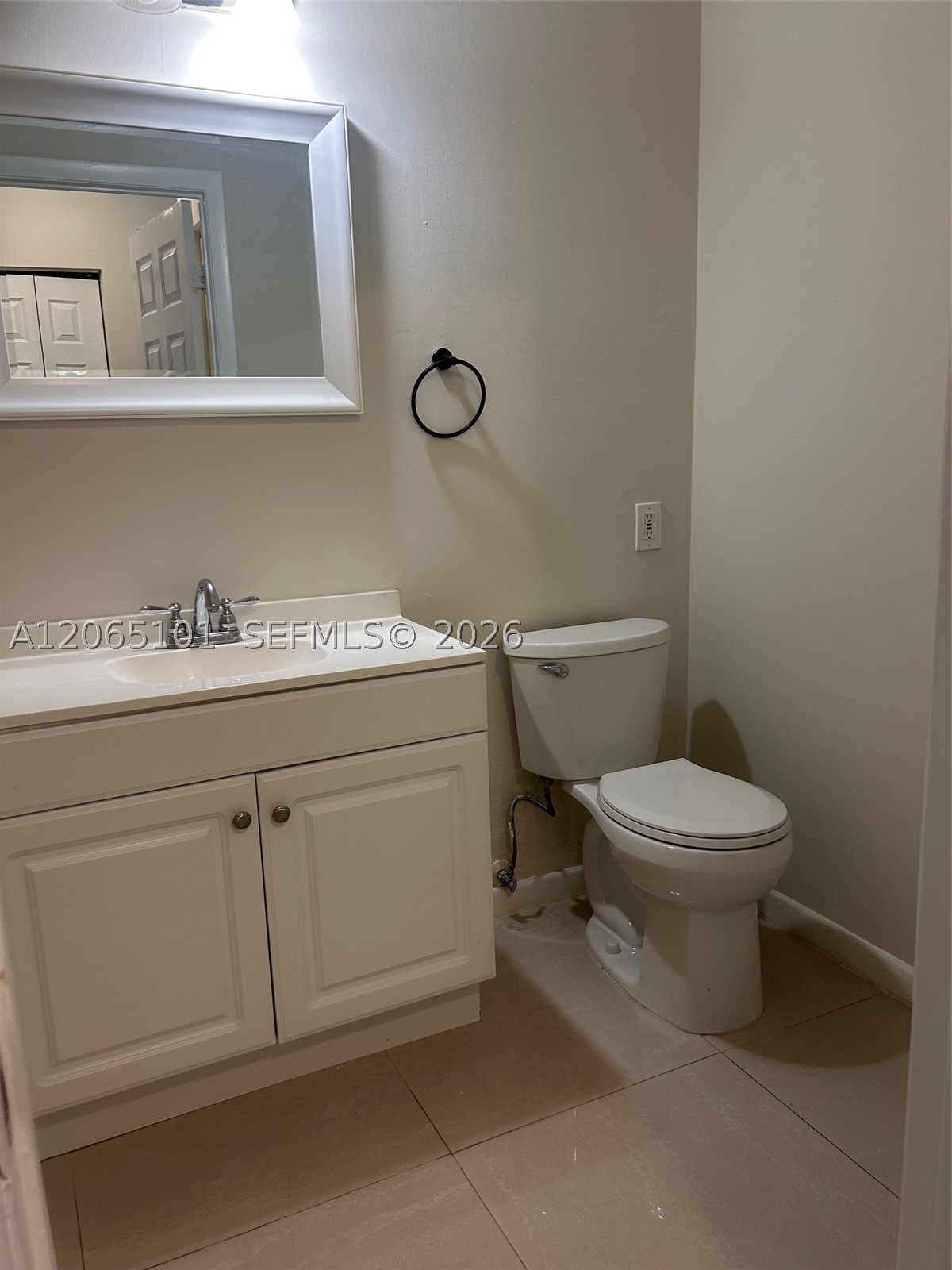 815 W Boynton Beach Blvd 2-202 Property Photo 16