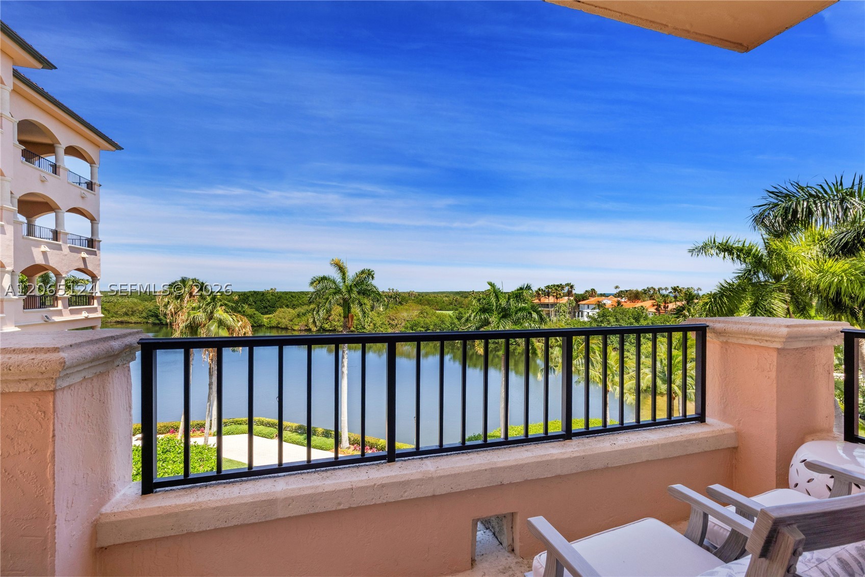 13647 Deering Bay Dr 142 Property Photo 2