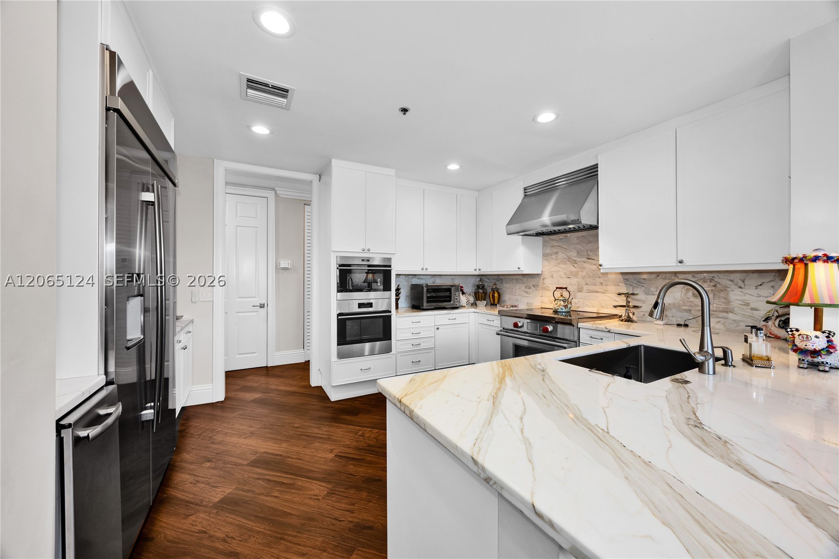 13647 Deering Bay Dr 142 Property Photo 13