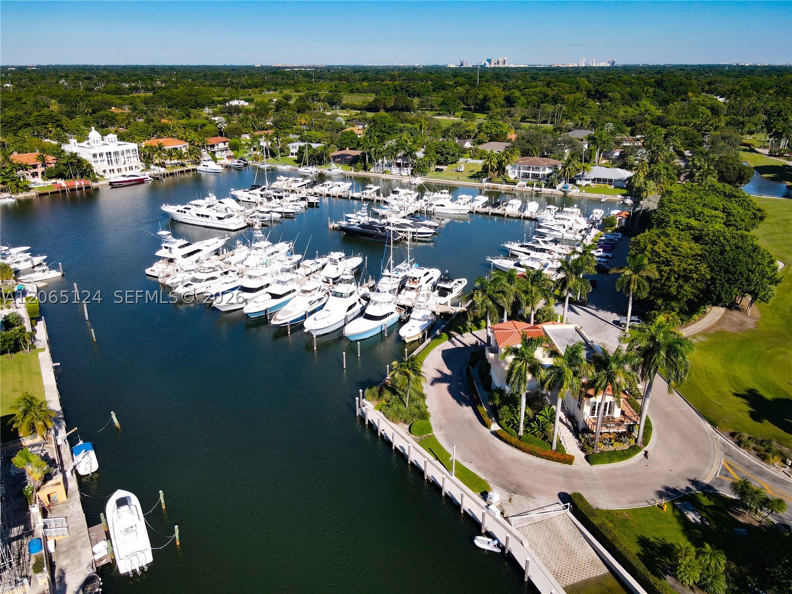 13647 Deering Bay Dr 142 Property Photo 32