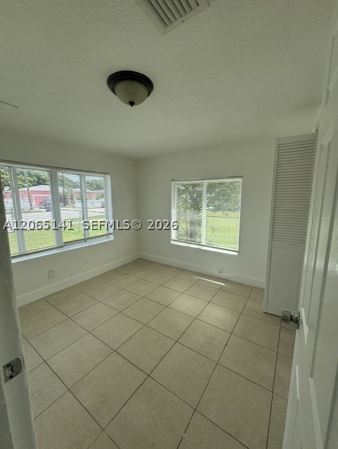 4130 Sw 25th St Property Photo 2