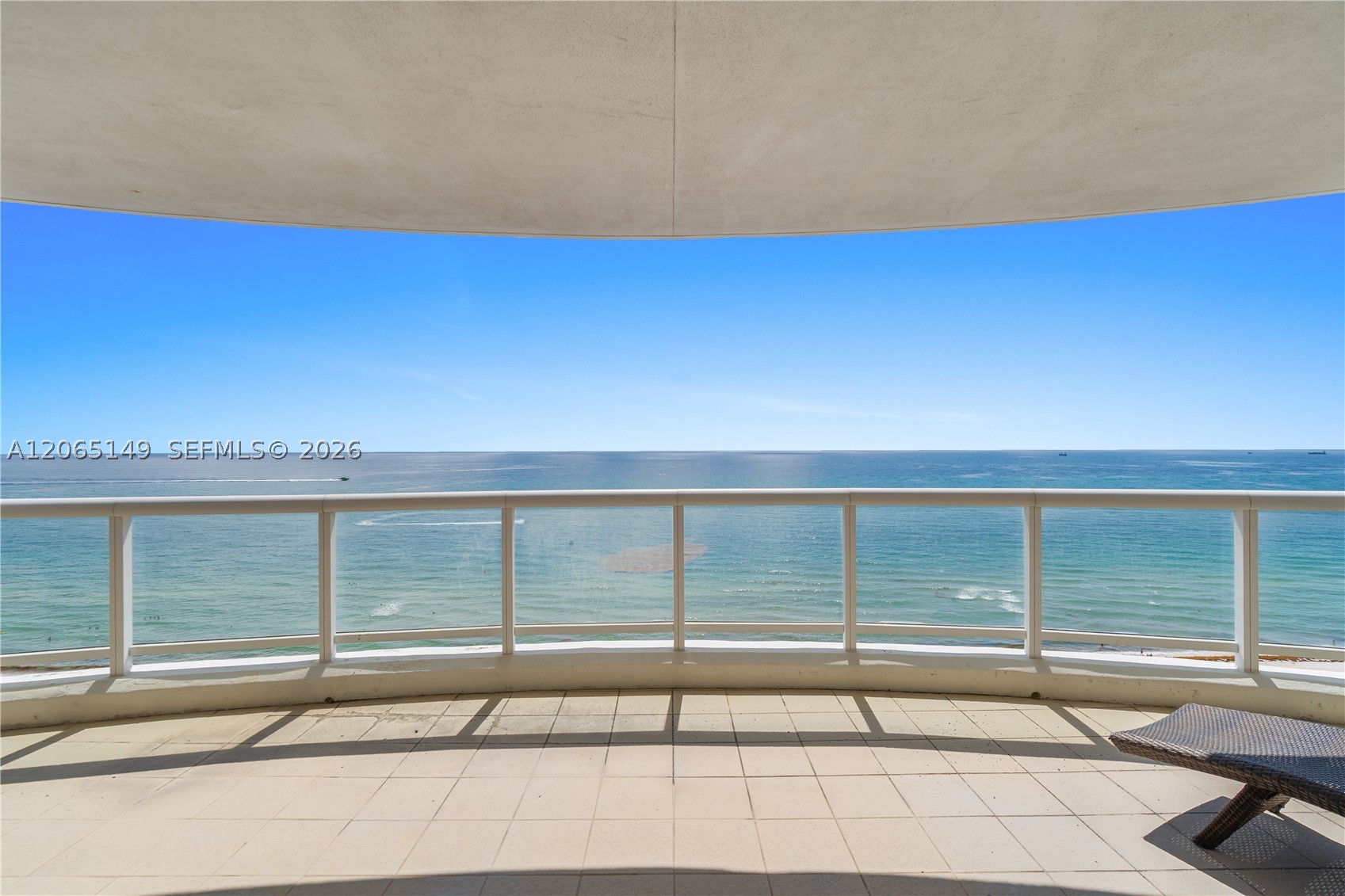 4201 Collins Ave 1503 Property Photo 6