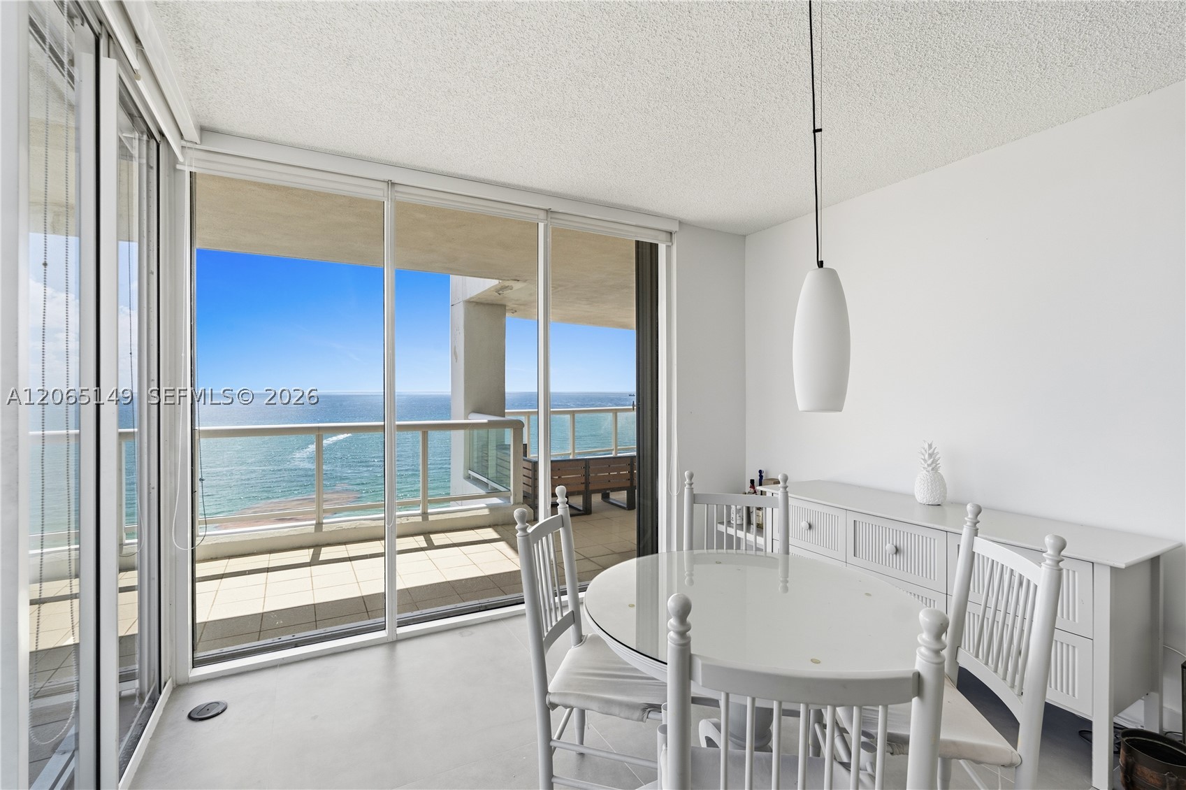 4201 Collins Ave 1503 Property Photo 27