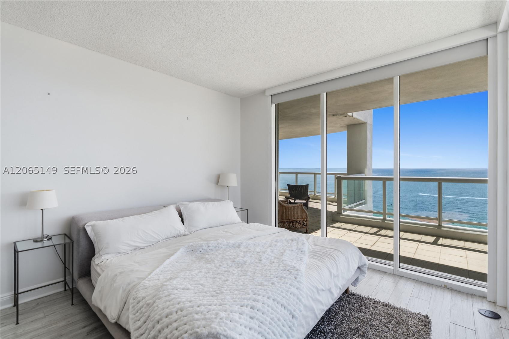 4201 Collins Ave 1503 Property Photo 35