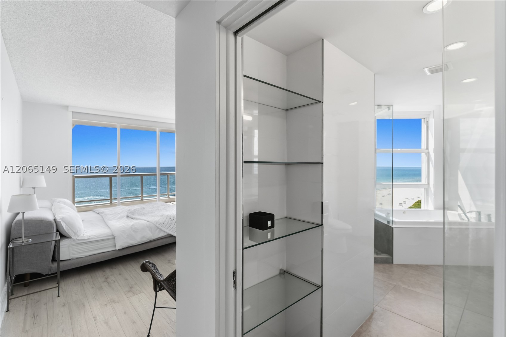 4201 Collins Ave 1503 Property Photo 41