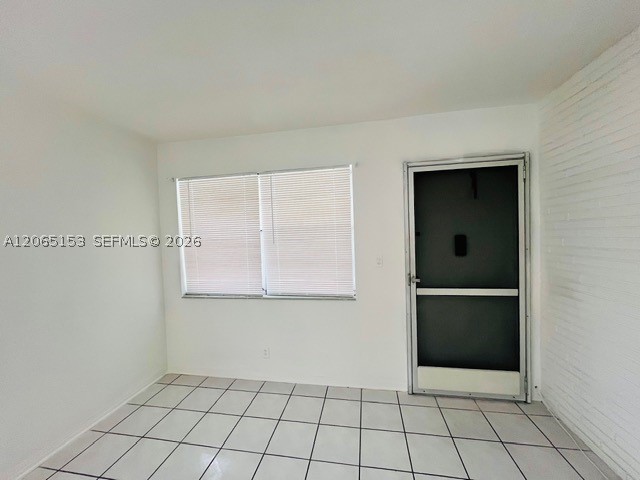 2901 Jackson St 1 Property Photo 3