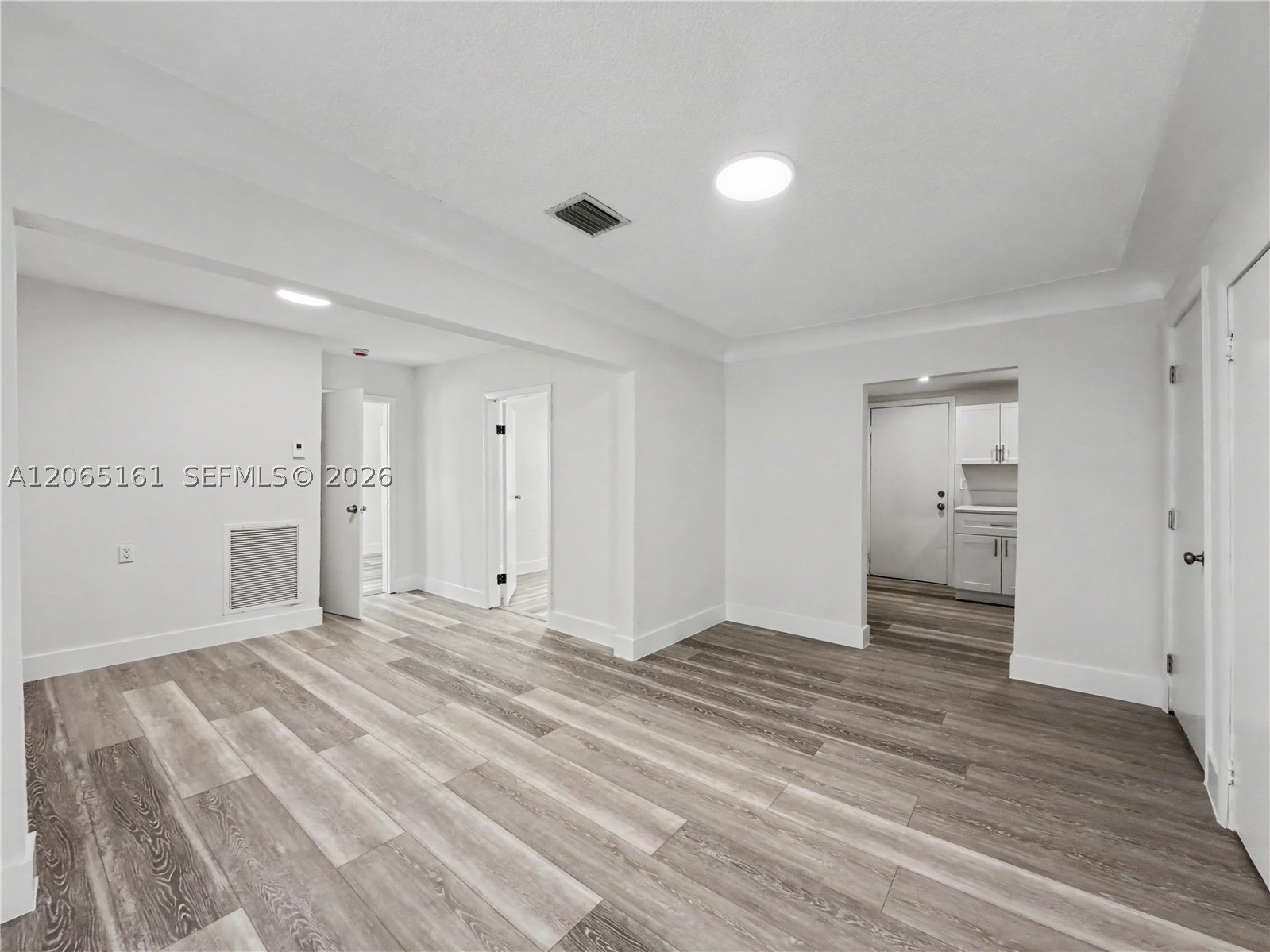 228 Nw 39th St 0 Property Photo 6