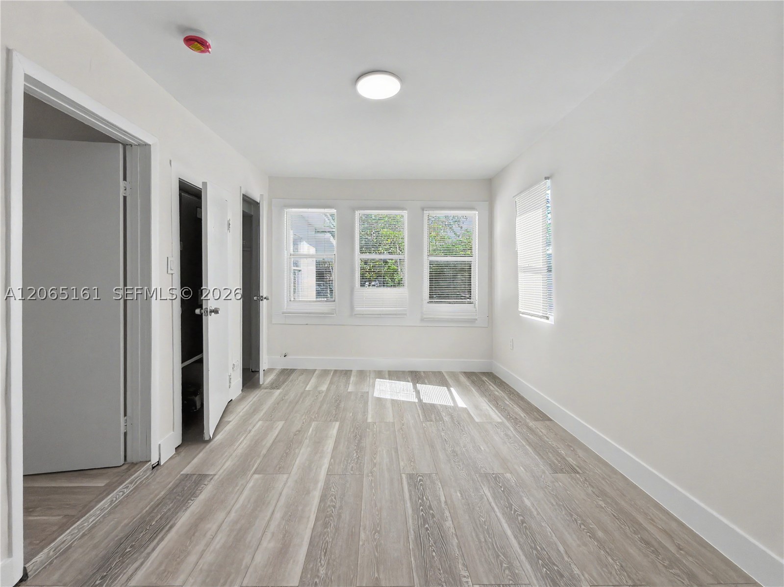 228 Nw 39th St 0 Property Photo 11