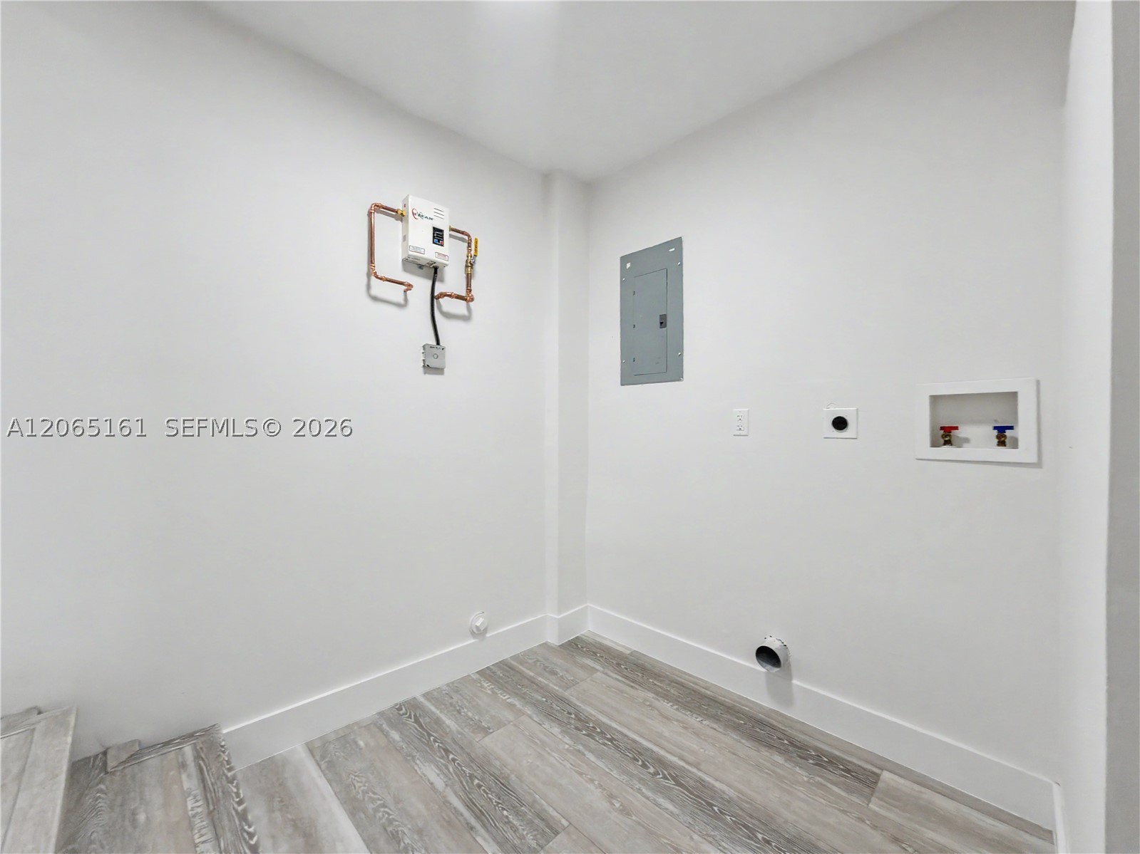 228 Nw 39th St 0 Property Photo 16