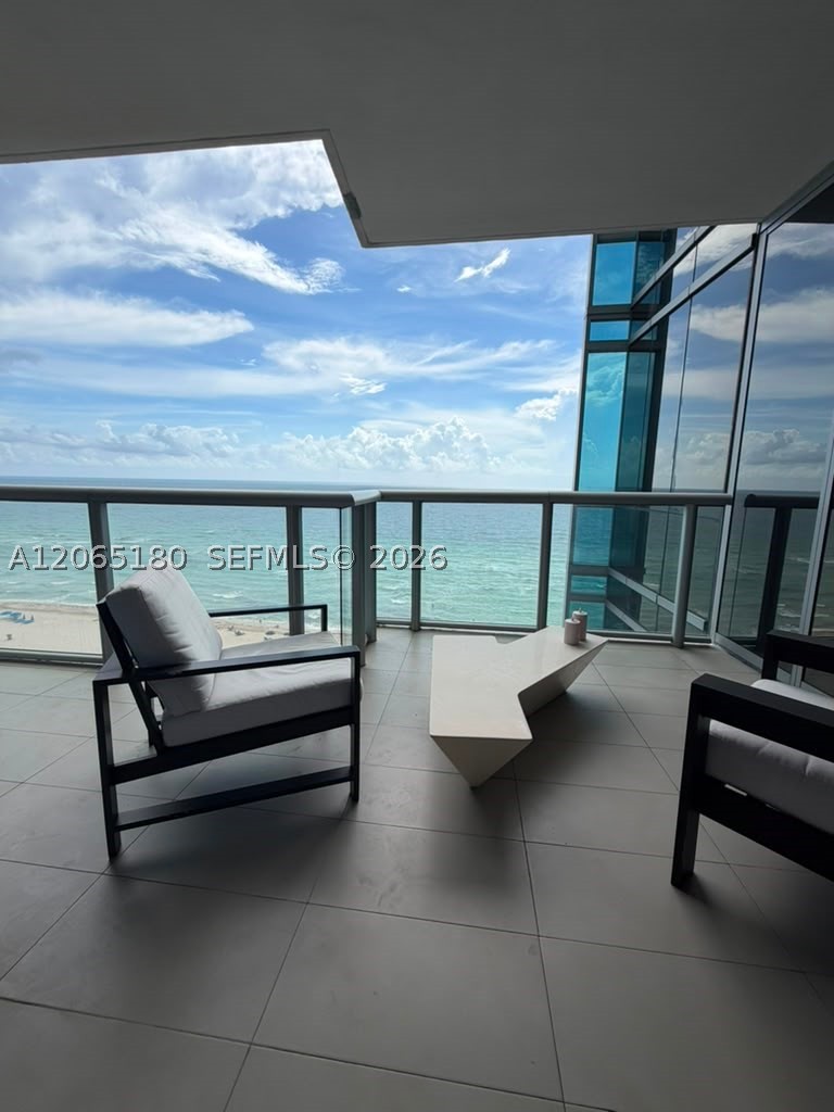 17121 Collins Ave 1208 Property Photo 3
