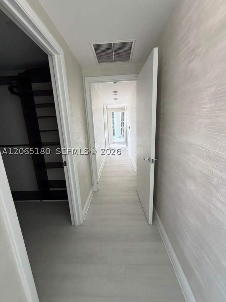 17121 Collins Ave 1208 Property Photo 9