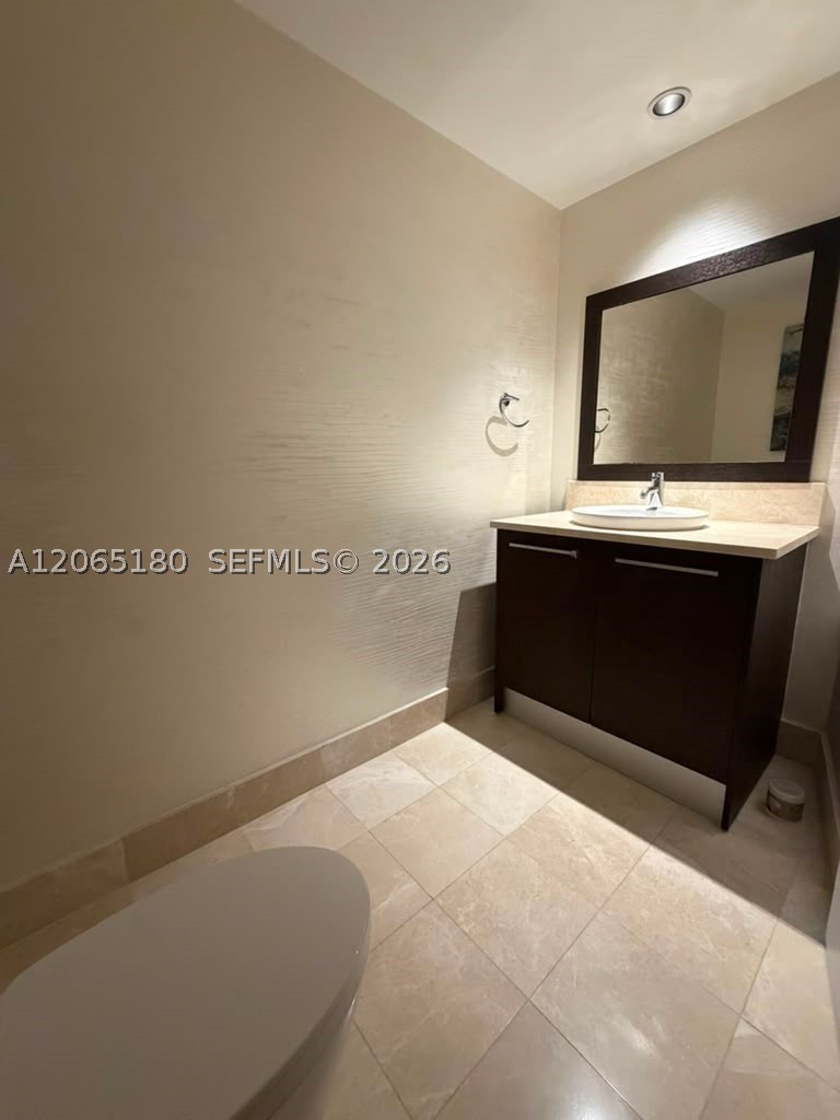 17121 Collins Ave 1208 Property Photo 15