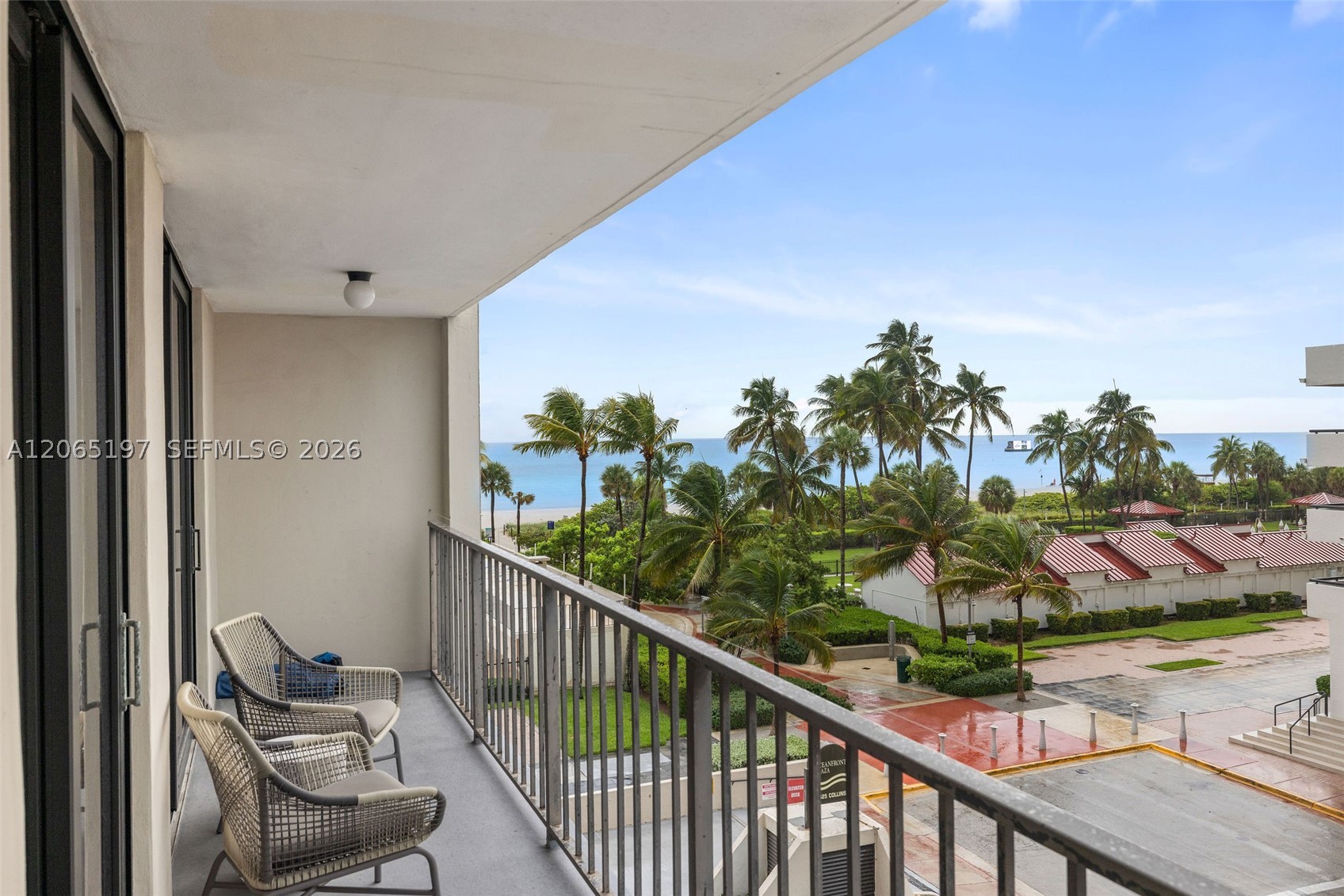 2625 Collins Ave 402 Property Photo 1