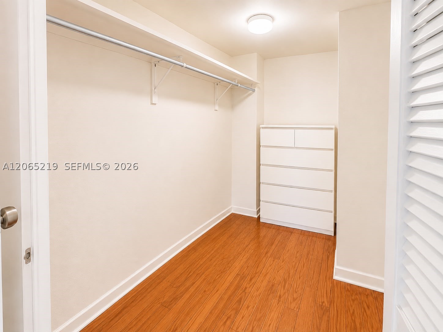 250 Jacaranda Dr 805 Property Photo 11