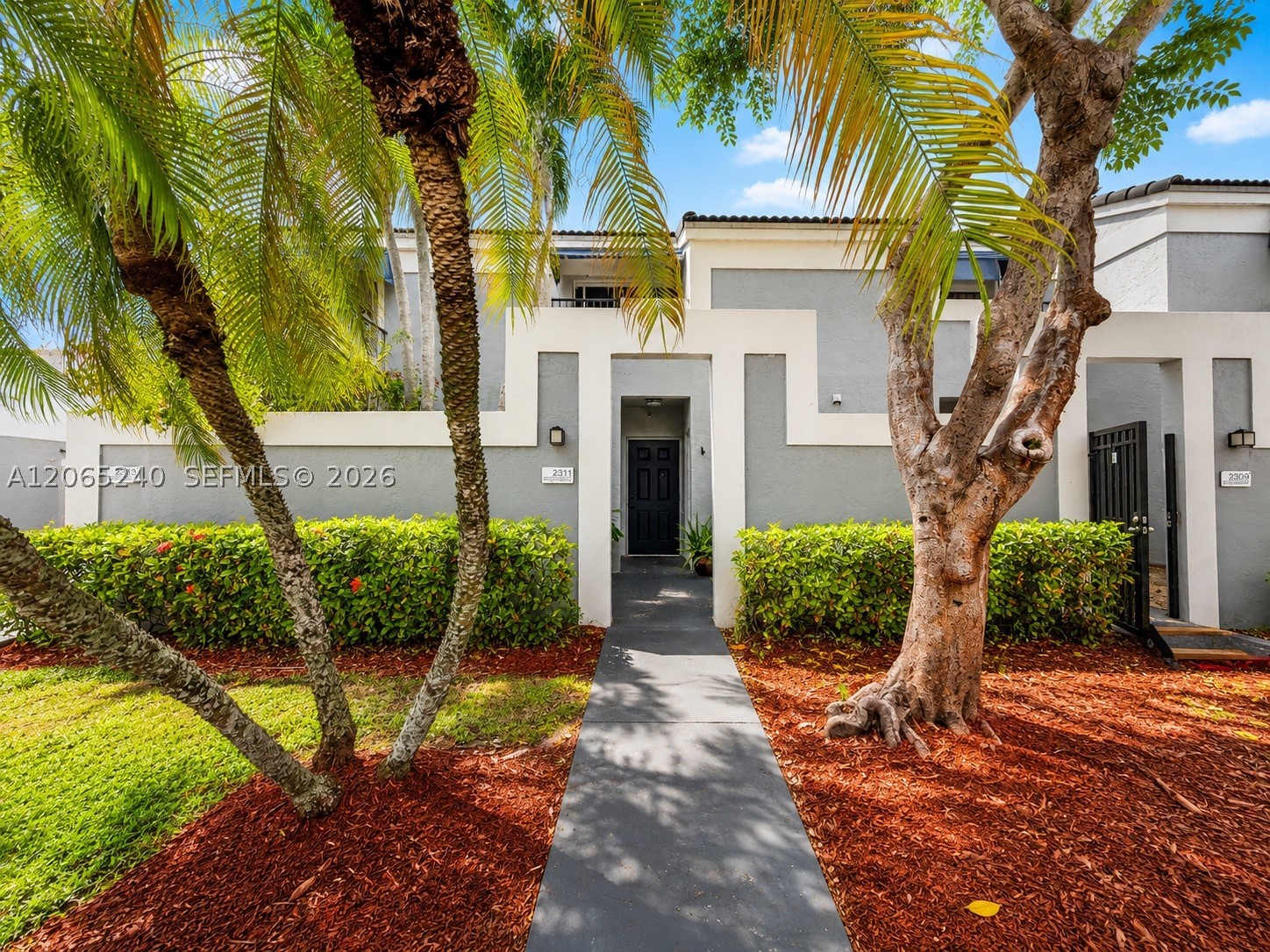2311 Sw 82nd Ter Property Photo 1