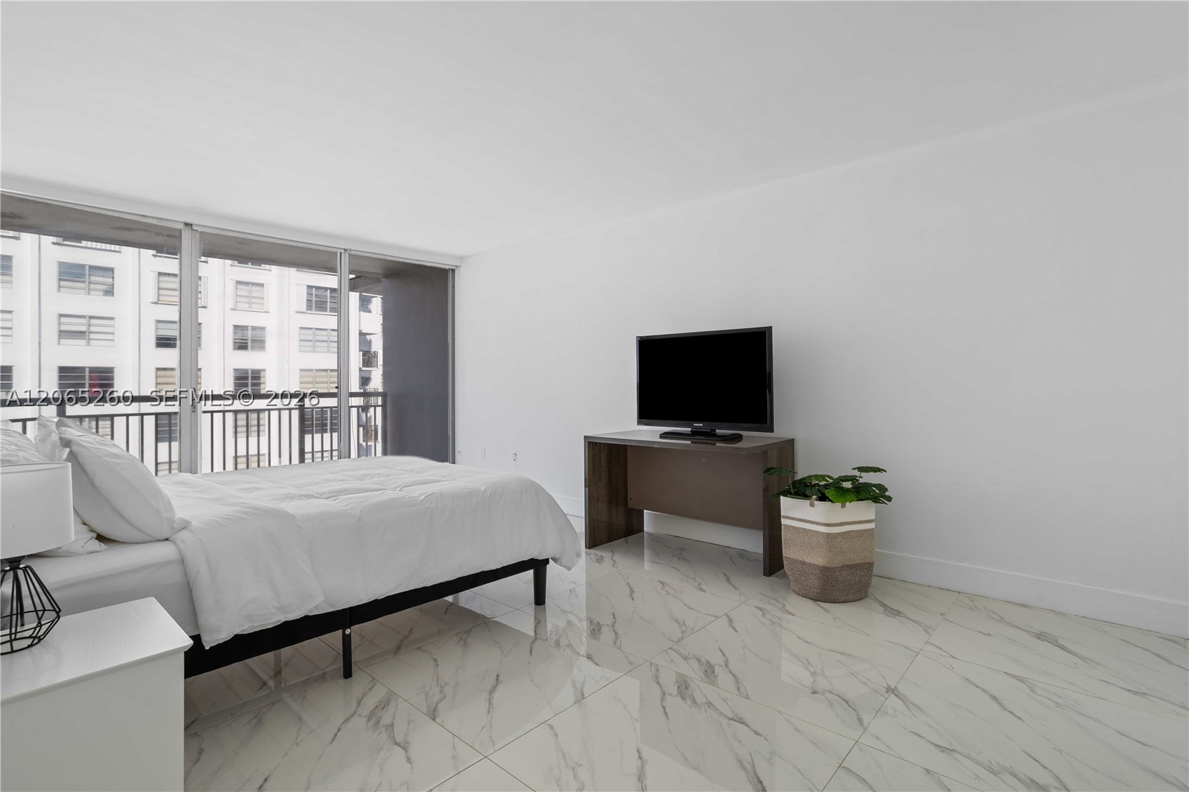 18051 Biscayne Blvd 1904-1 Property Photo 12