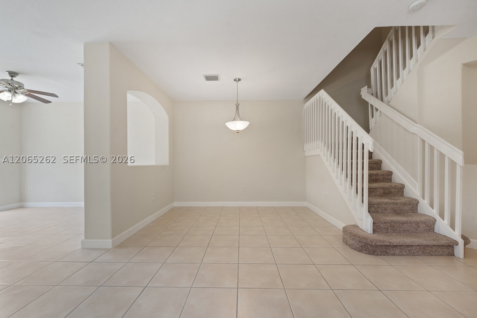 2531 Se 15th Ct Property Photo 6