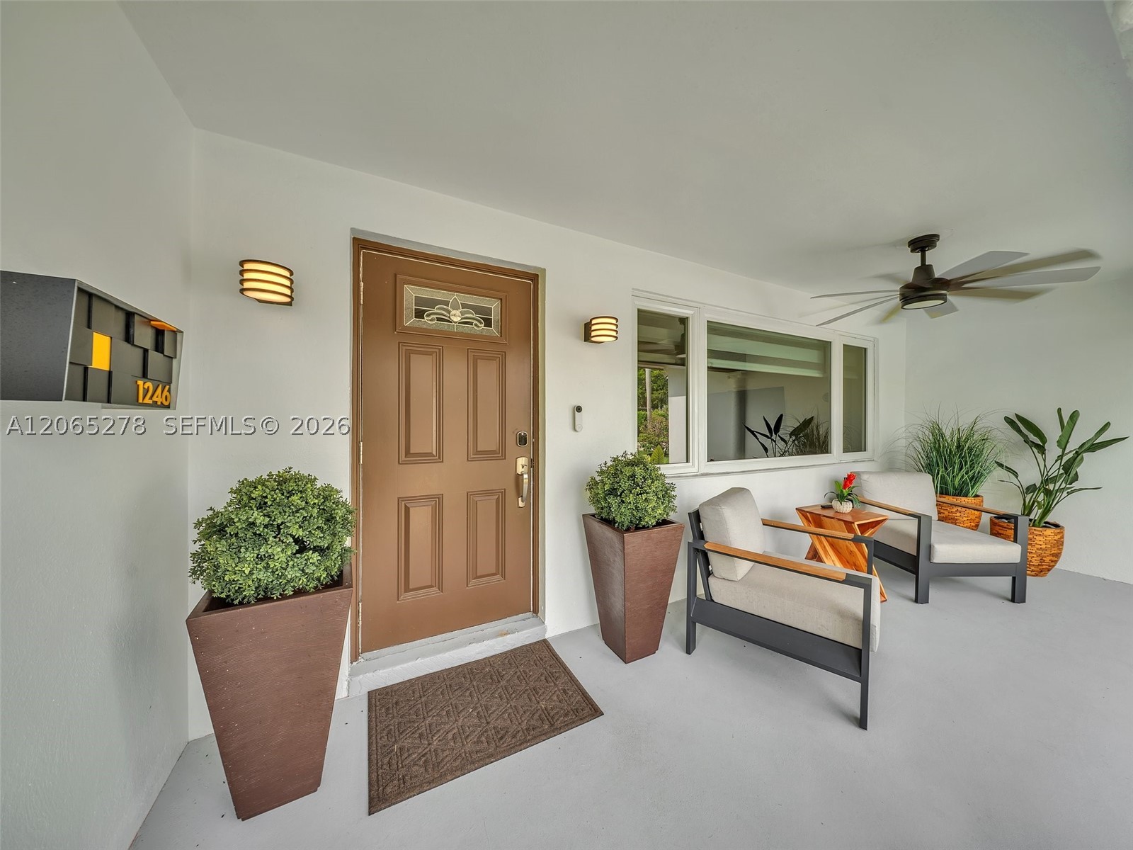 1246 Adams St Property Photo 2