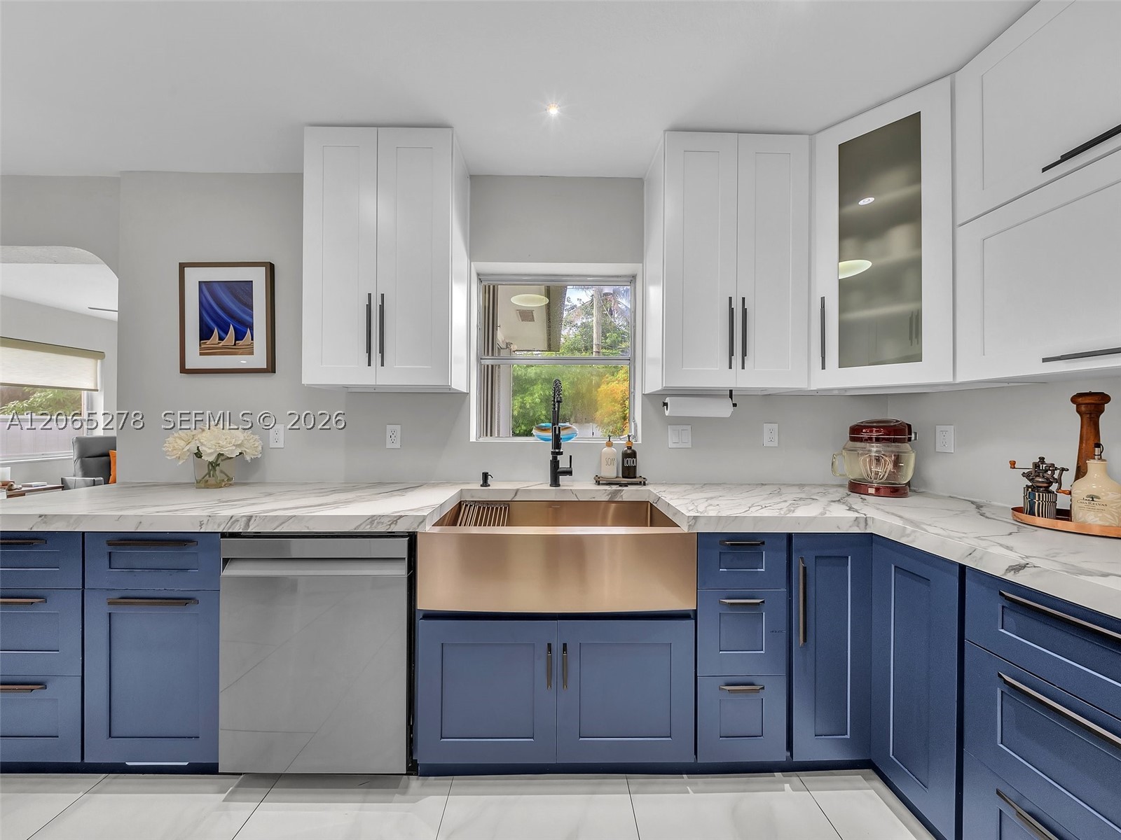 1246 Adams St Property Photo 13