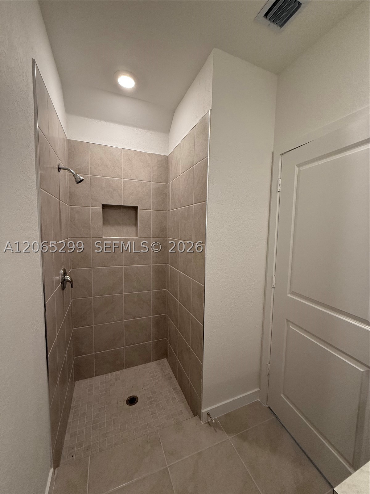 540 Ne 1st Dr 0 Property Photo 8