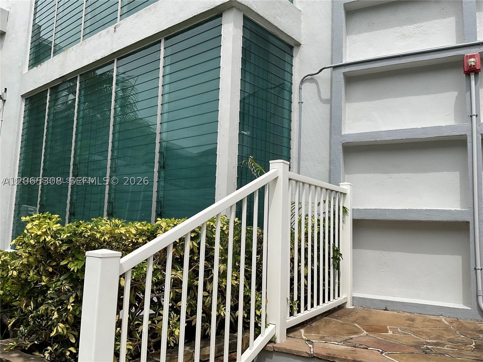 10178 Collins Ave 109 Property Photo 18