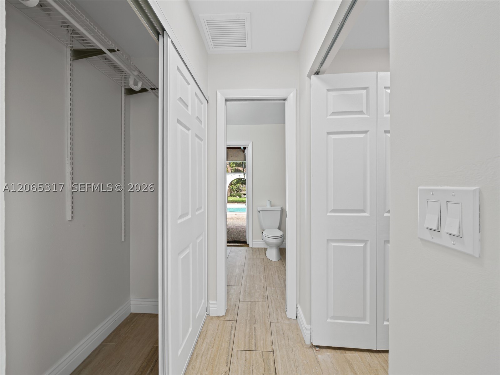 10251 Nw 39th Ct Property Photo 18