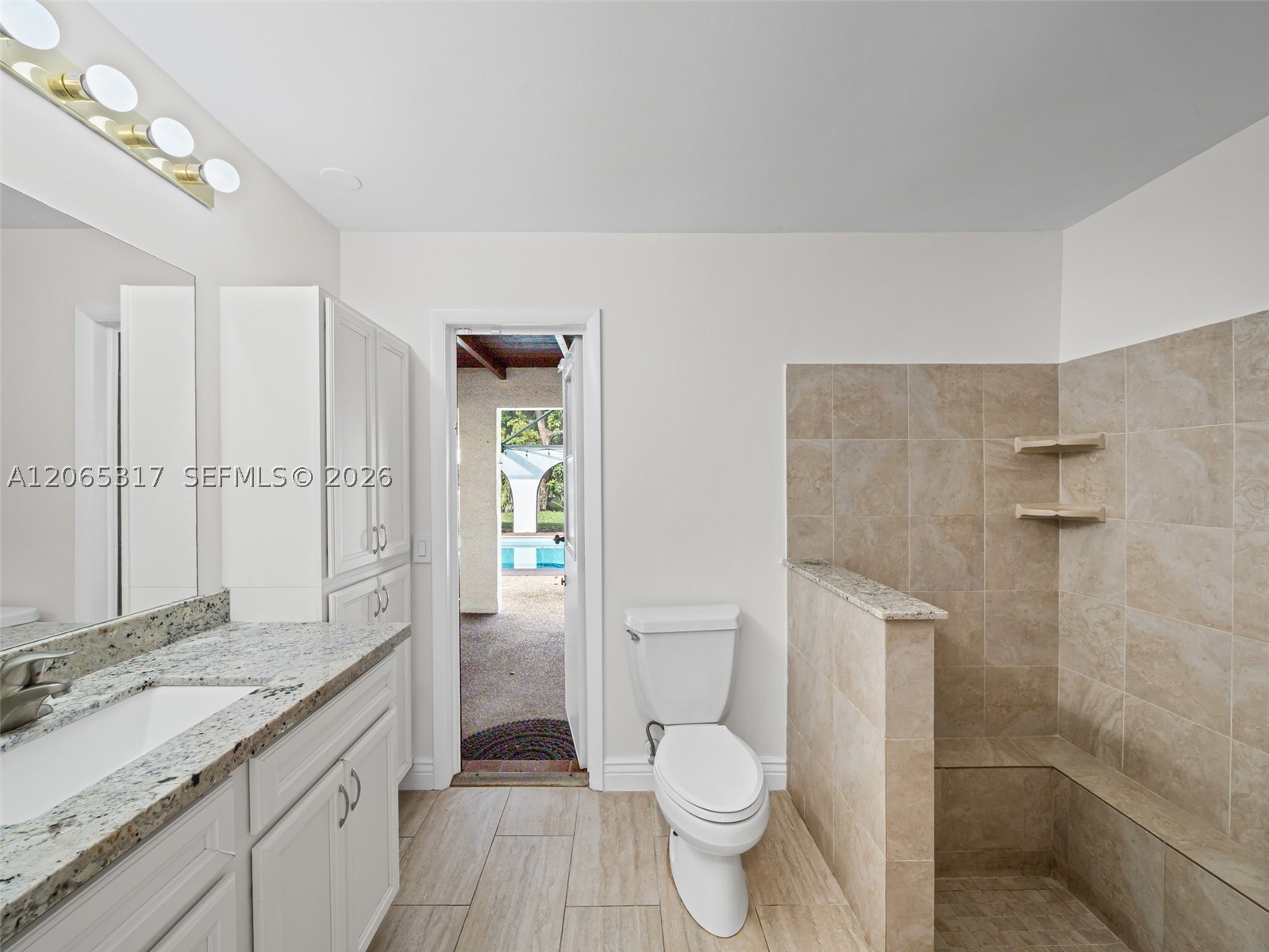 10251 Nw 39th Ct Property Photo 20