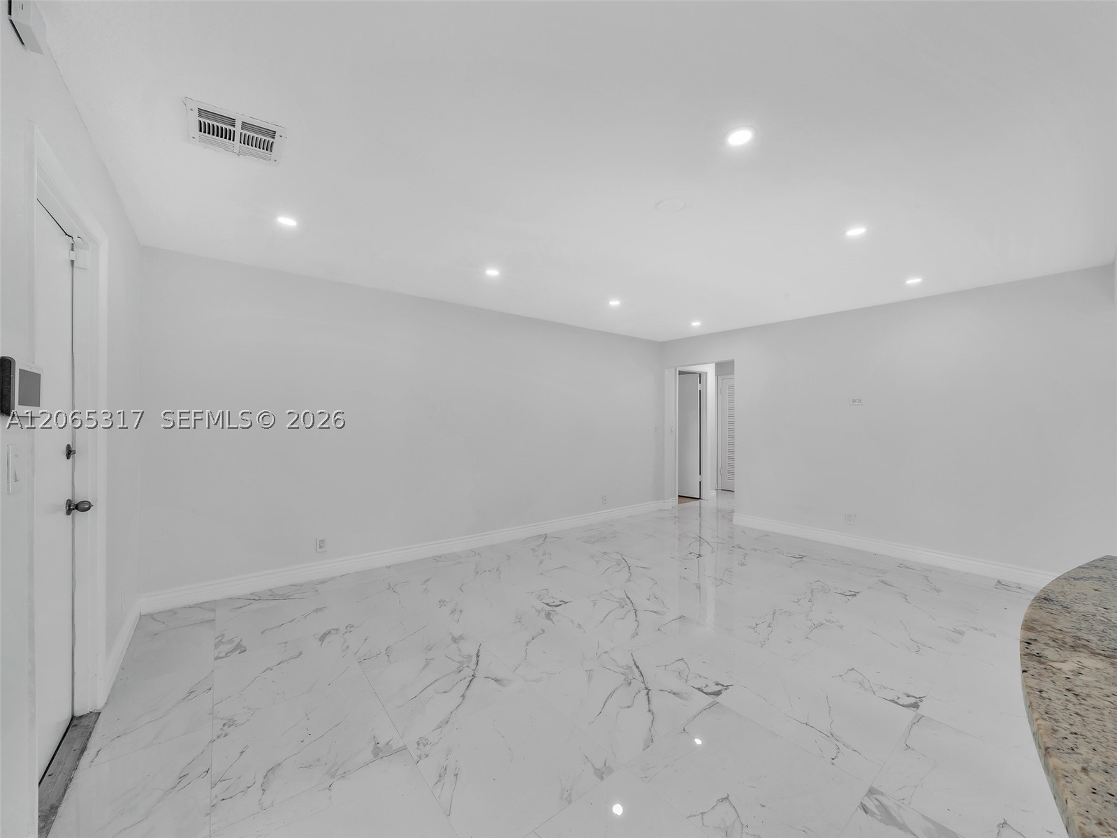 10251 Nw 39th Ct Property Photo 40