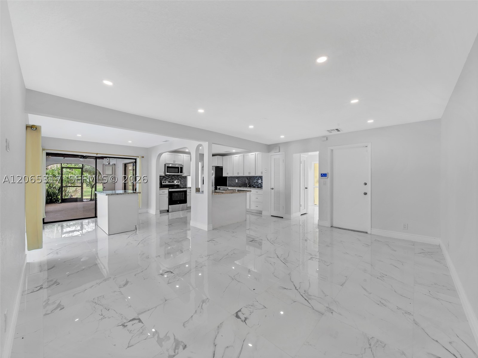 10251 Nw 39th Ct Property Photo 59