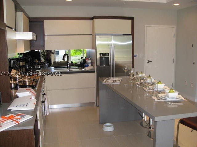 2100 Park Ave 208 Property Photo 2