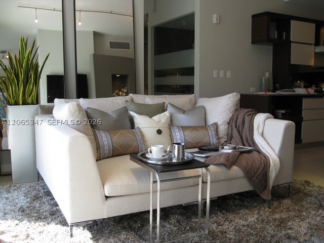 2100 Park Ave 208 Property Photo 3
