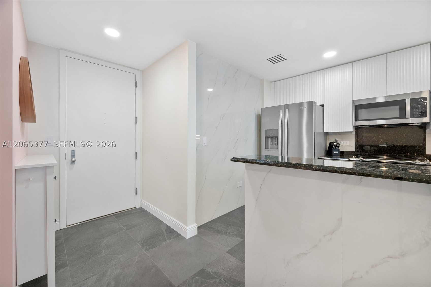 801 Brickell Key Blvd 1805 Property Photo 9