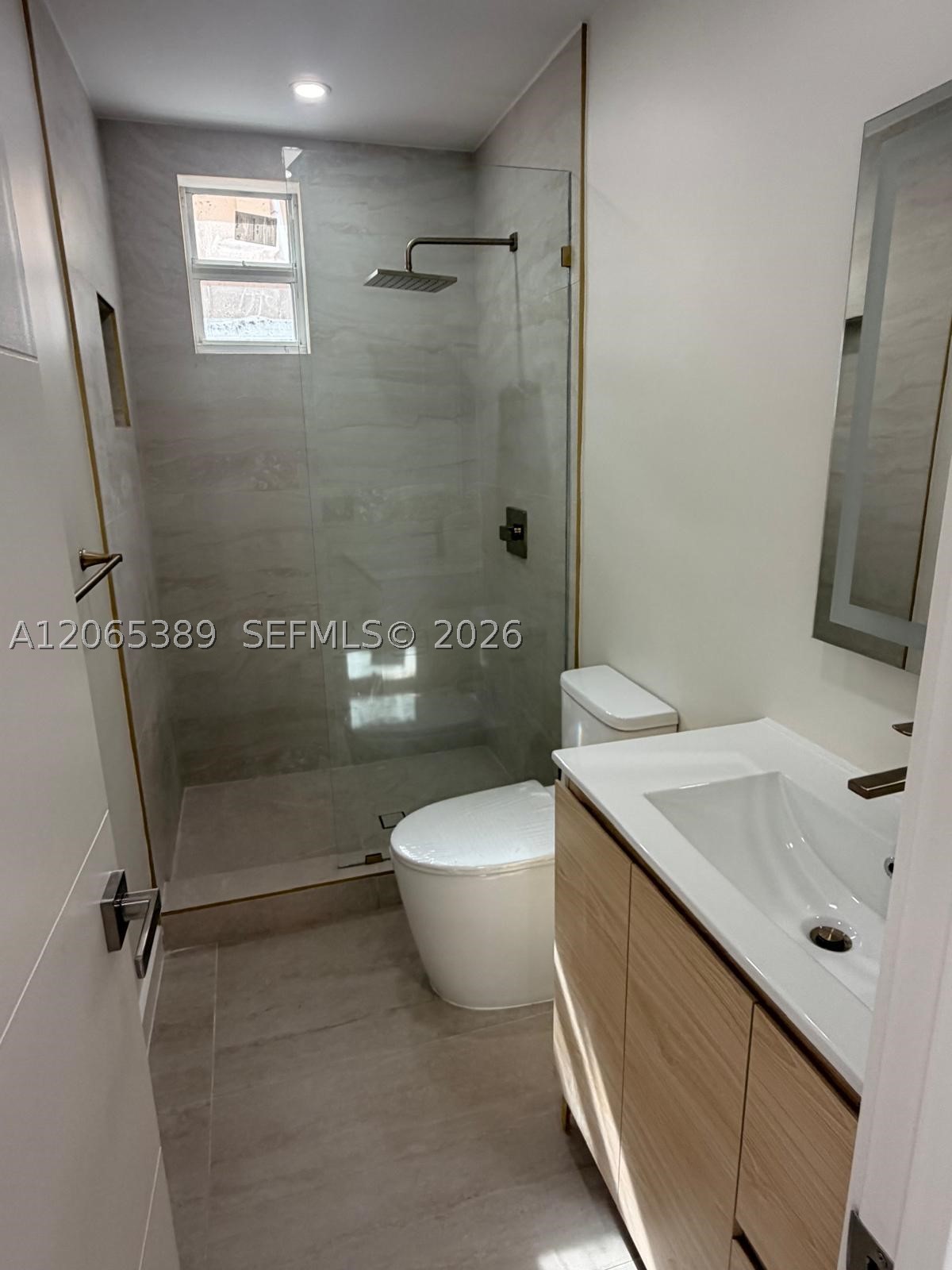 2436 Sw 7th St 10 Property Photo 4