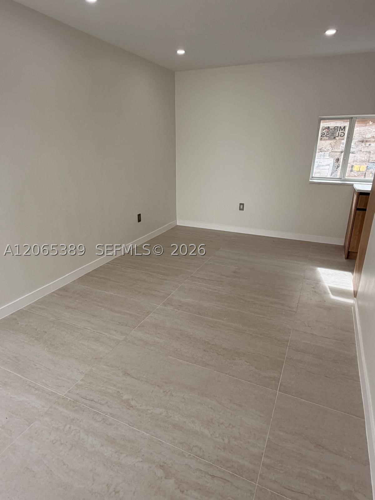 2436 Sw 7th St 10 Property Photo 5