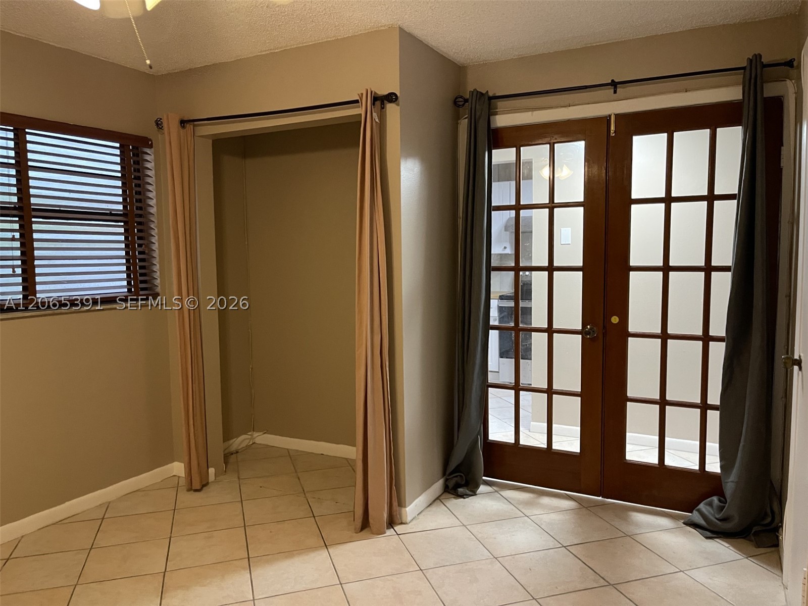 1250 Lincoln Rd 306 Property Photo 3
