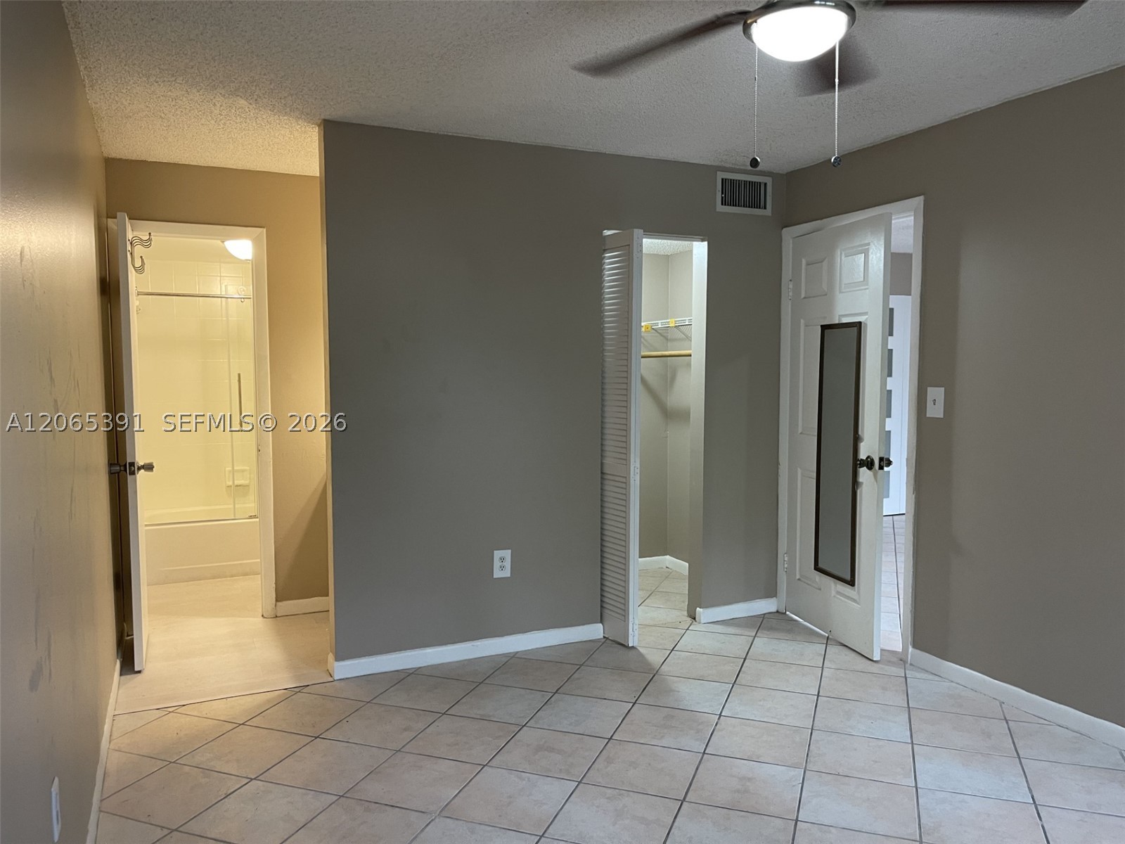 1250 Lincoln Rd 306 Property Photo 8